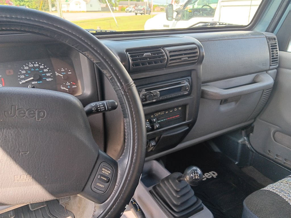 1998 Jeep Wrangler - $7,000