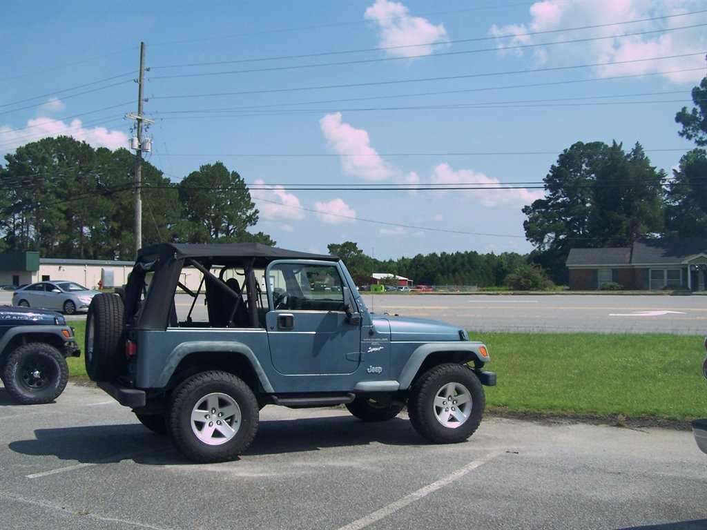 1998 Jeep Wrangler - $7,000