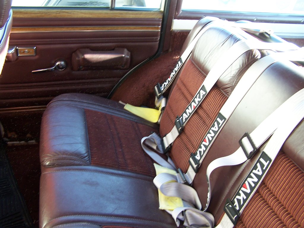 1989 Jeep Grand Wagoneer - $26,900