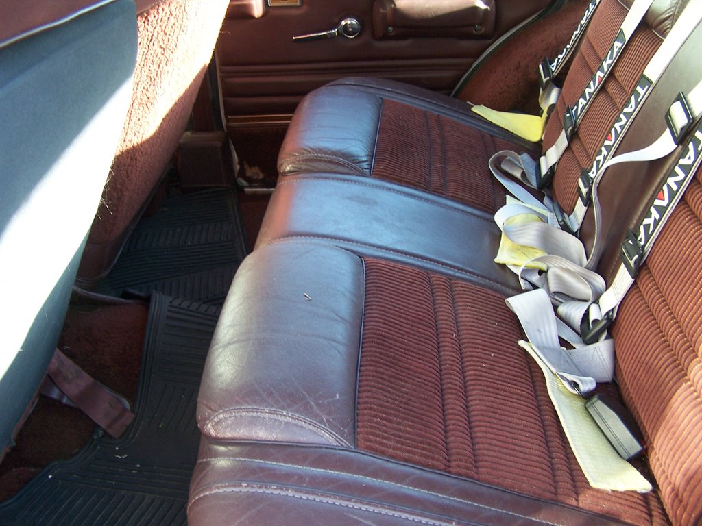 1989 Jeep Grand Wagoneer - $26,900