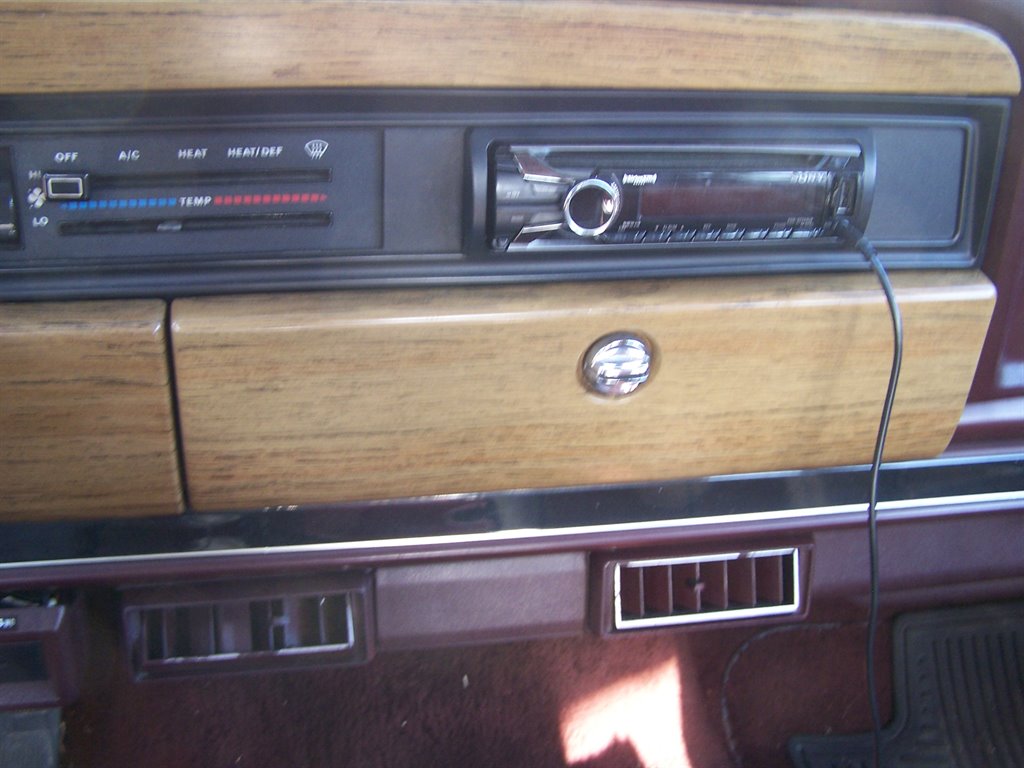 1989 Jeep Grand Wagoneer - $26,900