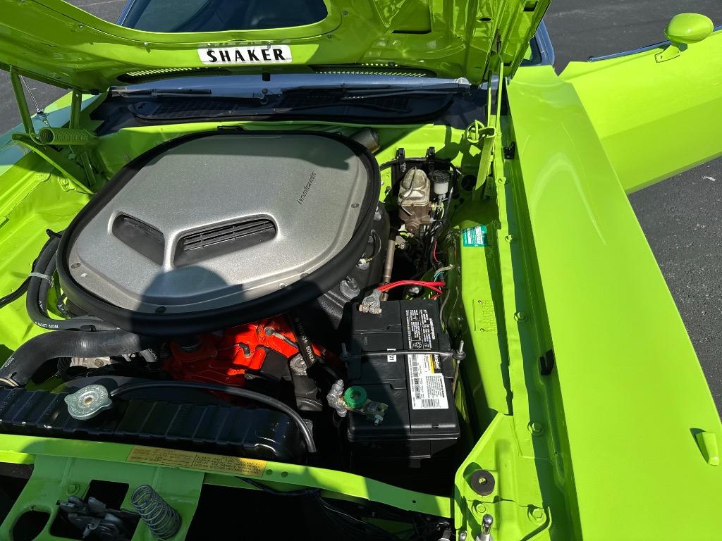 1970 Plymouth Cuda Convertible 528 CI Hemi-Resto mod 5 speed tremec - $149,900