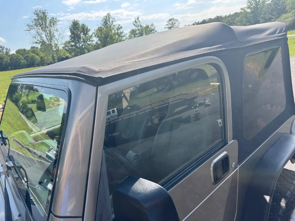 2004 Jeep Wrangler Rubicon photo