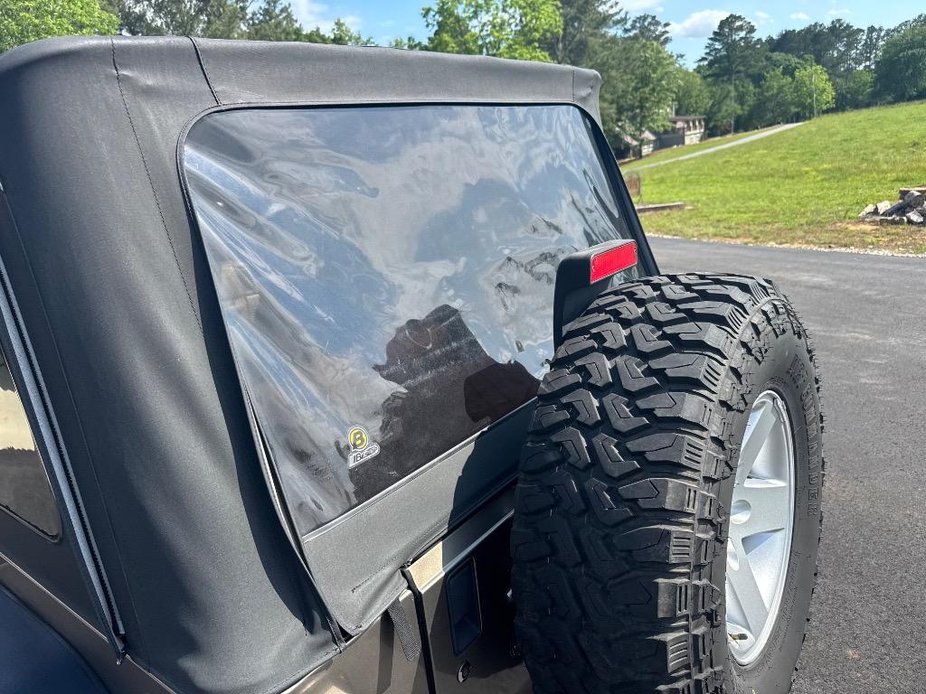 2004 Jeep Wrangler Rubicon photo