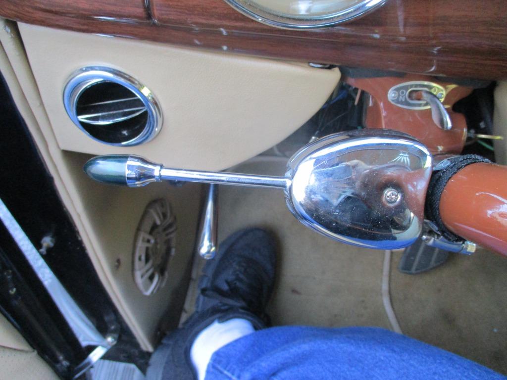 1939 Ford Cabriolet Deluxe Street Rod LS1 resto mod drivetrain - $65,000