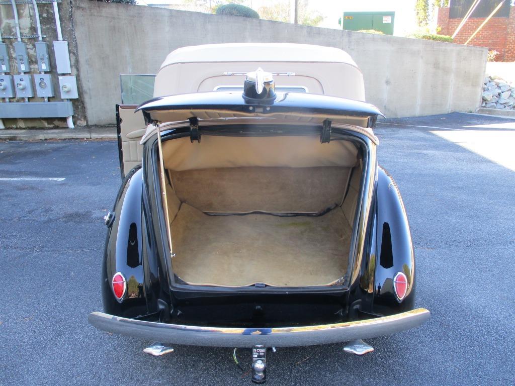 1939 Ford Cabriolet Deluxe Street Rod LS1 resto mod drivetrain - $65,000