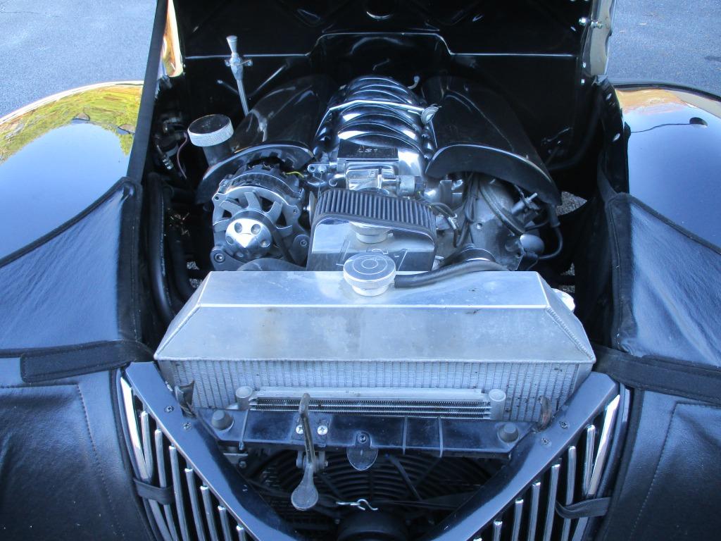 1939 Ford Cabriolet Deluxe Street Rod LS1 resto mod drivetrain - $65,000