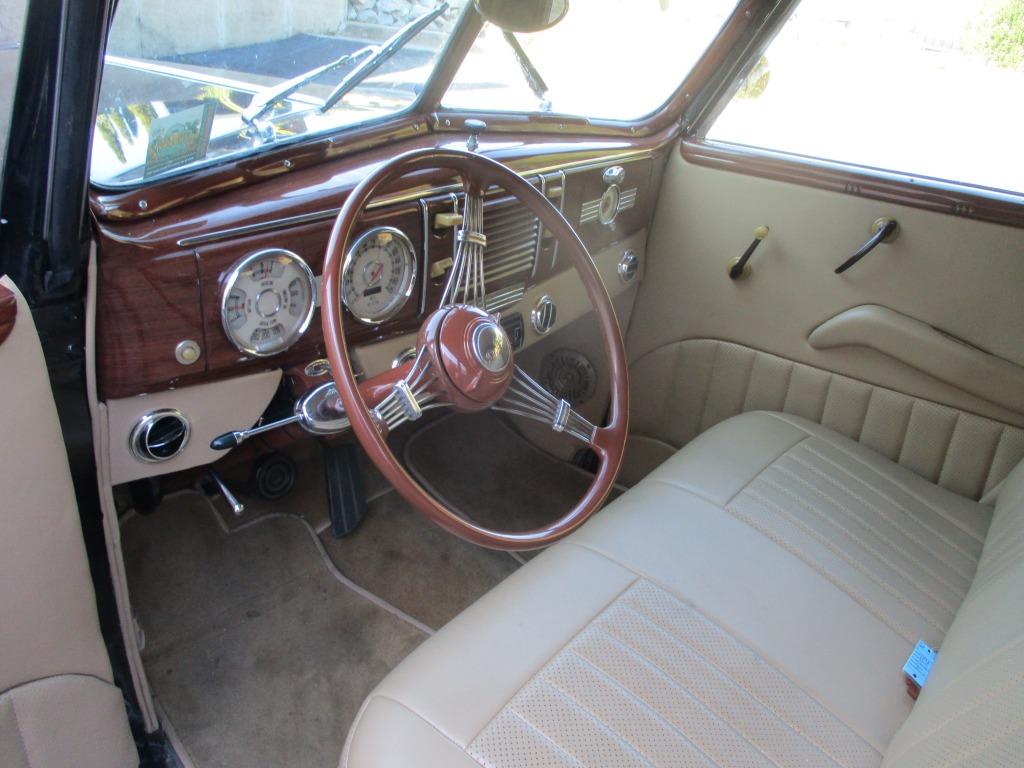 1939 Ford Cabriolet Deluxe Street Rod LS1 resto mod drivetrain - $65,000