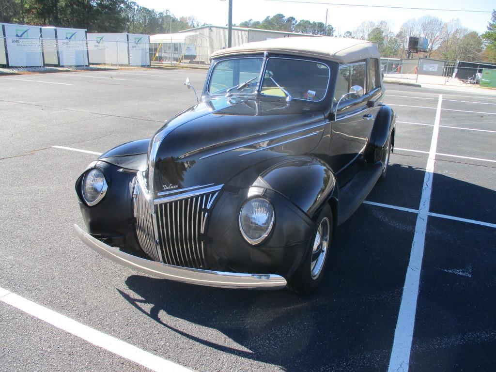1939 Ford Cabriolet Deluxe Street Rod LS1 resto mod drivetrain - $65,000