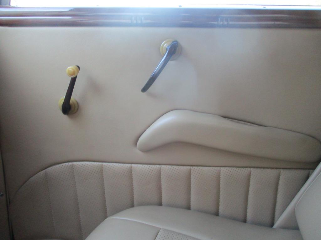 1939 Ford Cabriolet Deluxe Street Rod LS1 resto mod drivetrain - $65,000