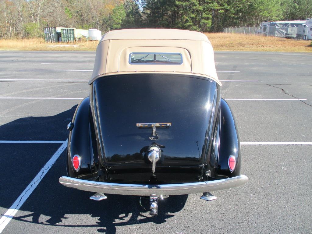1939 Ford Cabriolet Deluxe Street Rod LS1 resto mod drivetrain - $65,000