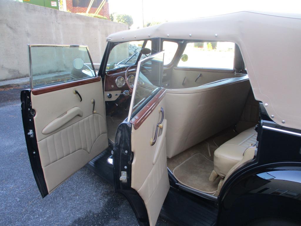 1939 Ford Cabriolet Deluxe Street Rod LS1 resto mod drivetrain - $65,000