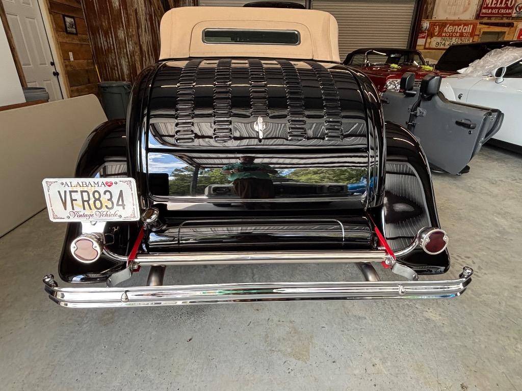 1932 Ford All steel Dearborn roadster,air condition, tube chassis, real convertible high class street rod - $110,000