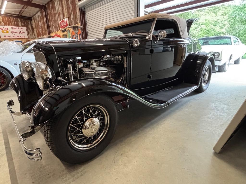 1932 Ford All steel Dearborn roadster,air condition, tube chassis, real convertible high class street rod - $110,000