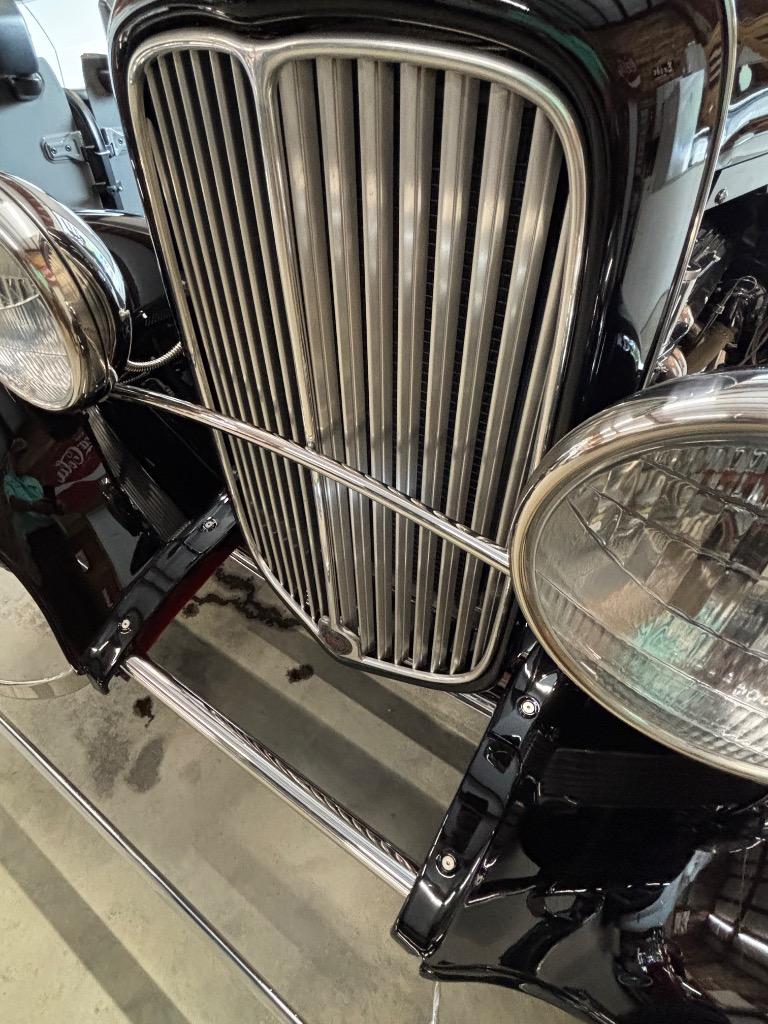 1932 Ford All steel Dearborn roadster,air condition, tube chassis, real convertible high class street rod - $110,000