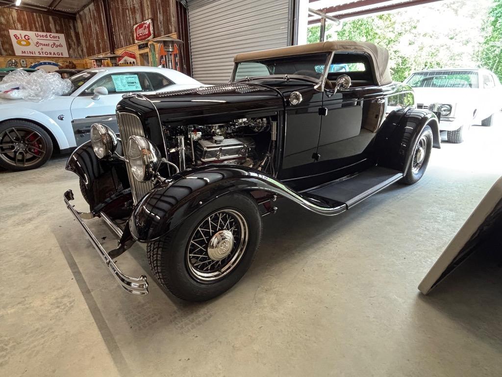1932 Ford All steel Dearborn roadster,air condition, tube chassis, real convertible high class street rod - $110,000