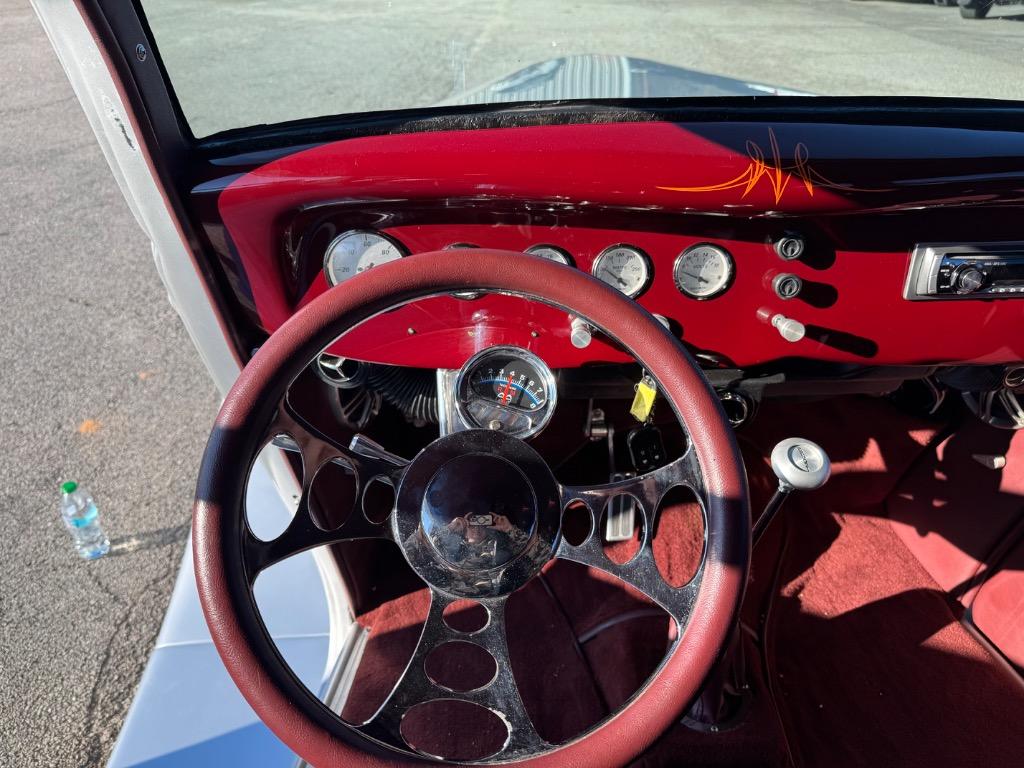 1934 Ford Escape XLS photo