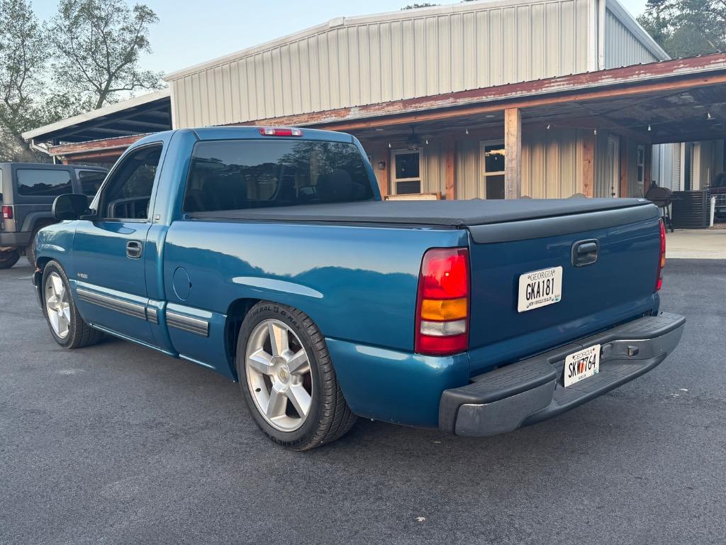 2002 Chevrolet Silverado - $18,500