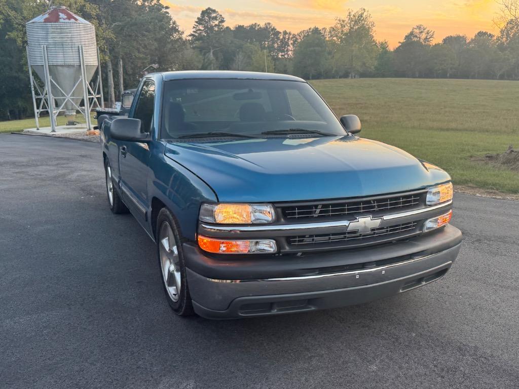 2002 Chevrolet Silverado - $18,500