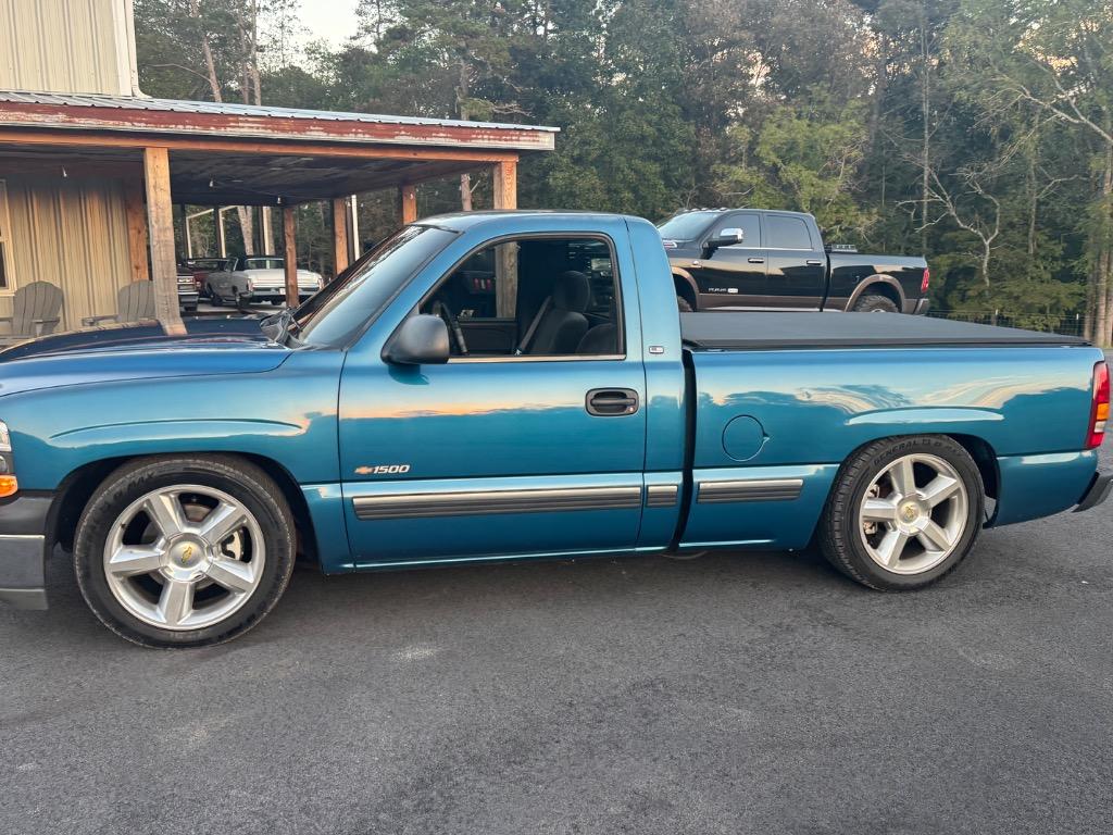 2002 Chevrolet Silverado - $18,500