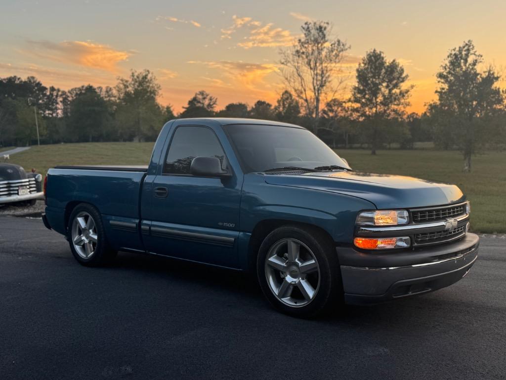 2002 Chevrolet Silverado - $18,500