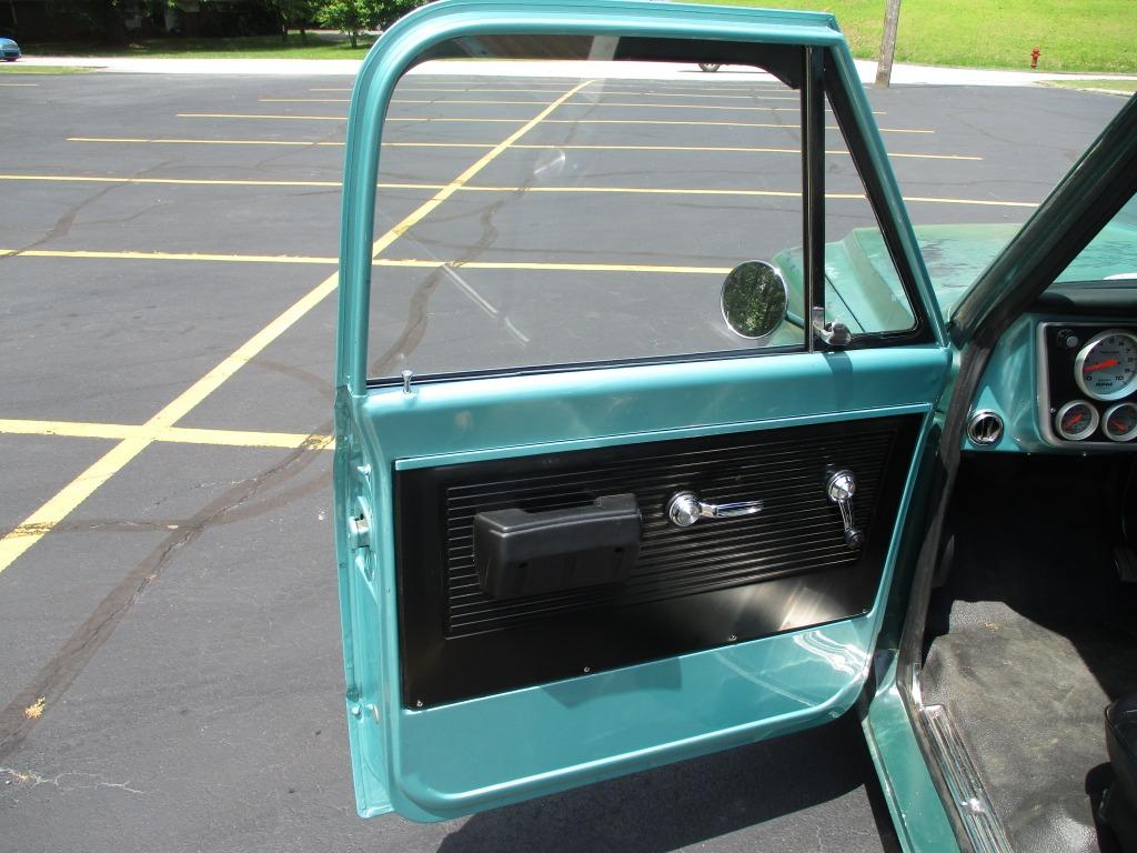 1967 Chevrolet C-10 LS Twin Turbo, built trans, cold air,  big disc brakes, 4 linked,  BAD!!!! - $75,000