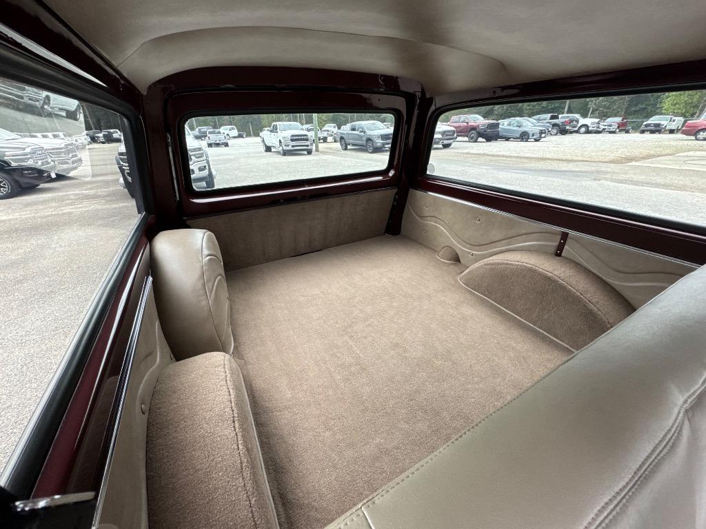 1972 Chevrolet Suburban - $89,900