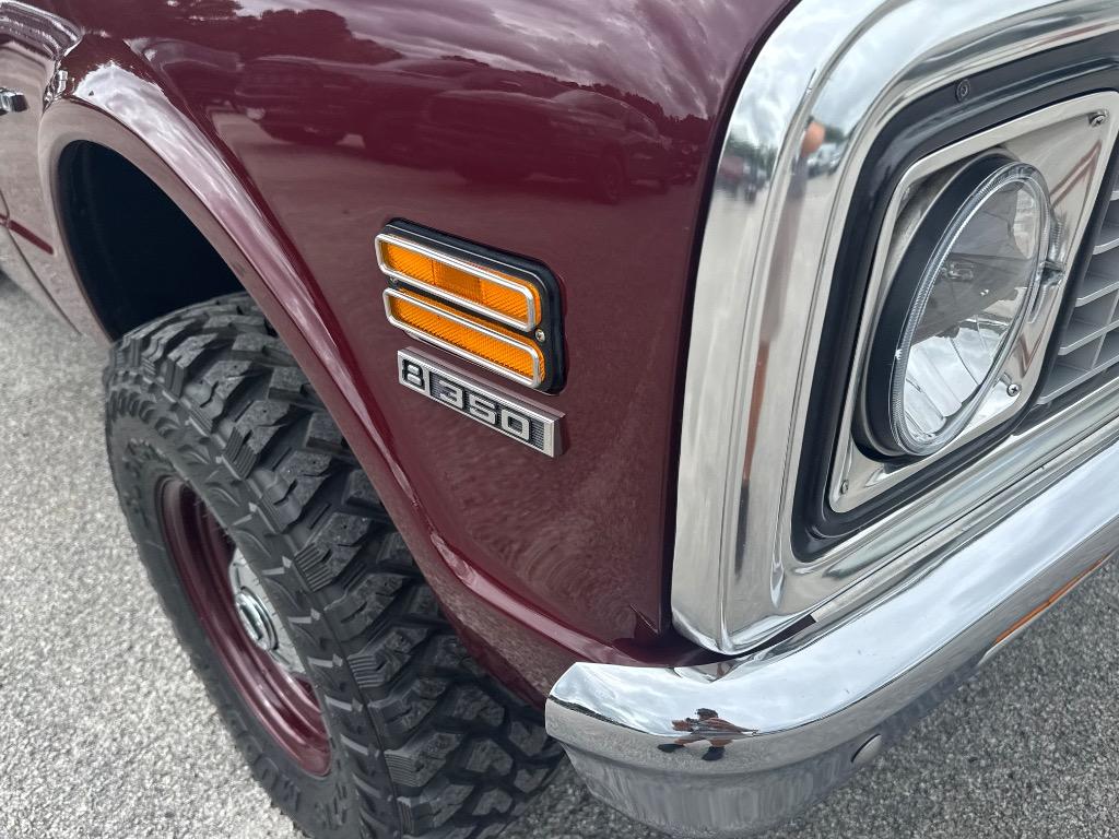 1972 Chevrolet Suburban - $89,900