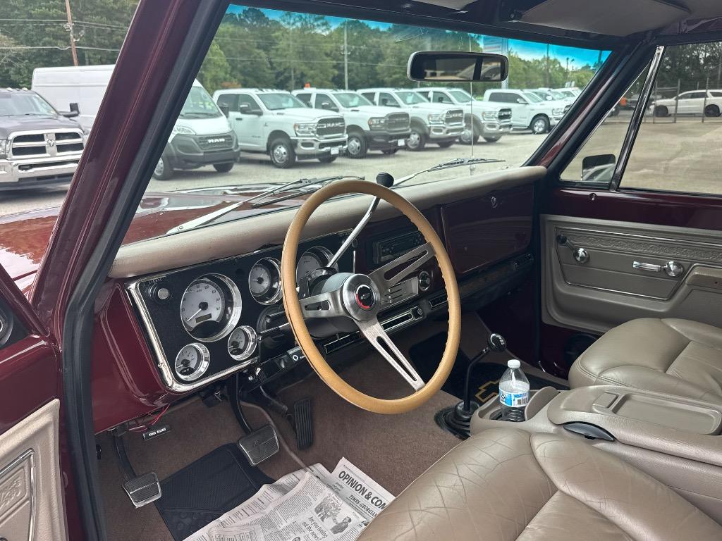 1972 Chevrolet Suburban - $89,900