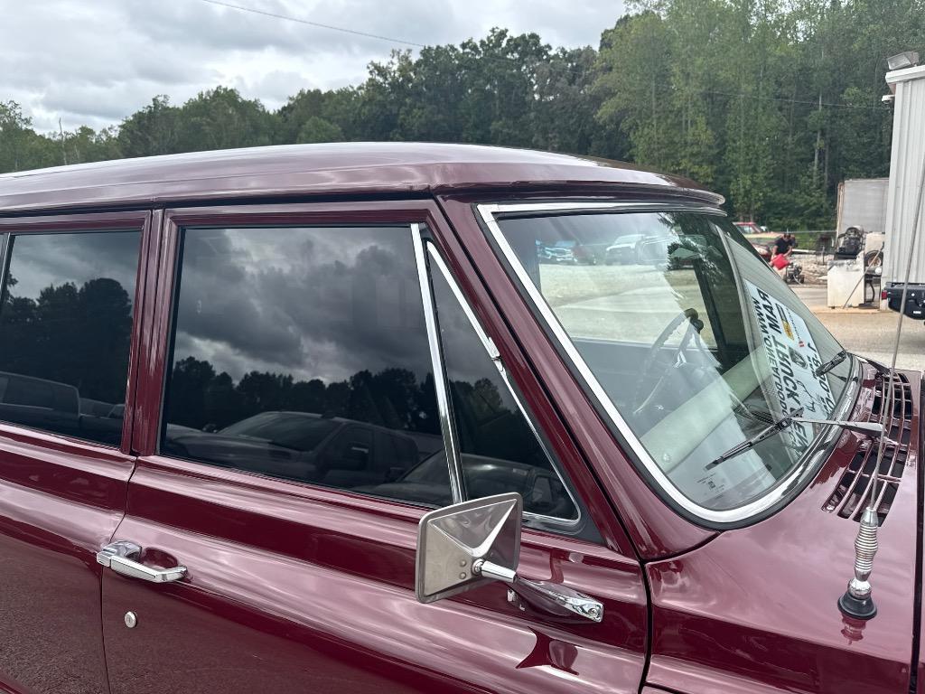 1972 Chevrolet Suburban - $89,900