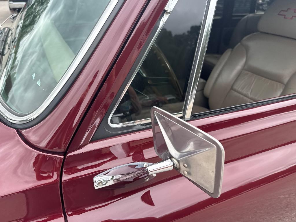 1972 Chevrolet Suburban - $89,900