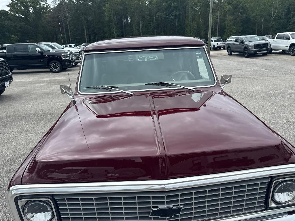 1972 Chevrolet Suburban - $89,900