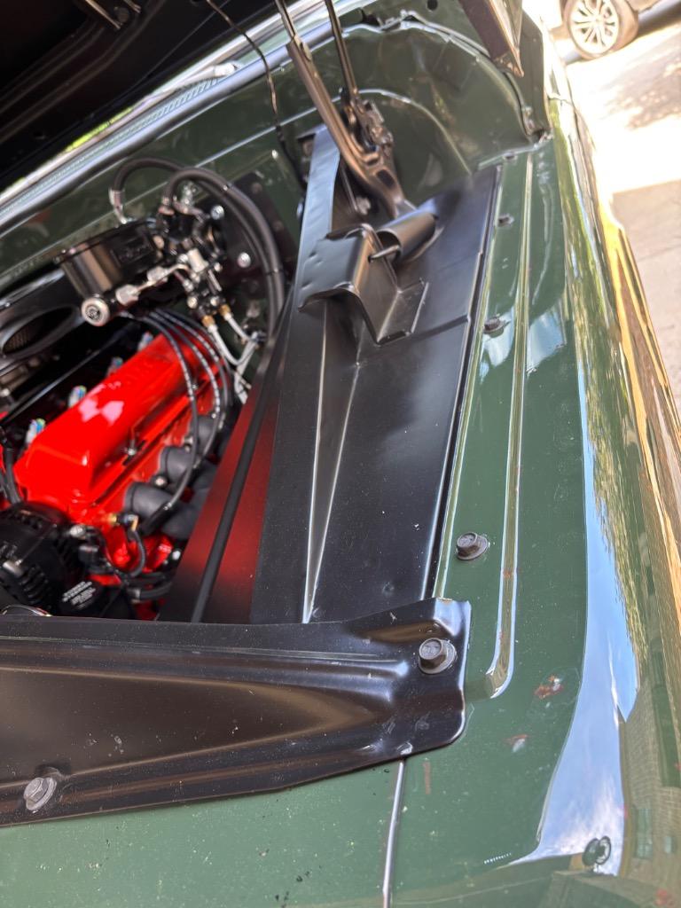 1963 GMC SUBURBAN crate LS3 4L60E 4x4- vintage a/c, pro built! 110% every nut bolt touched - $110,000