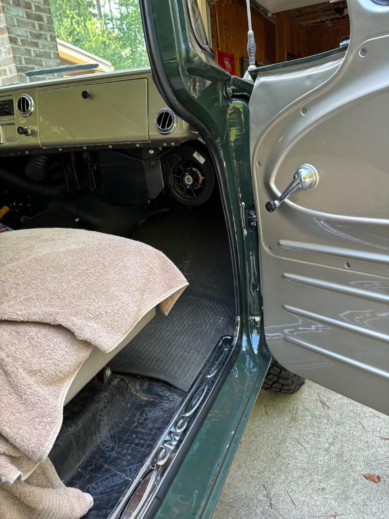 1963 GMC SUBURBAN crate LS3 4L60E 4x4- vintage a/c, pro built! 110% every nut bolt touched - $110,000