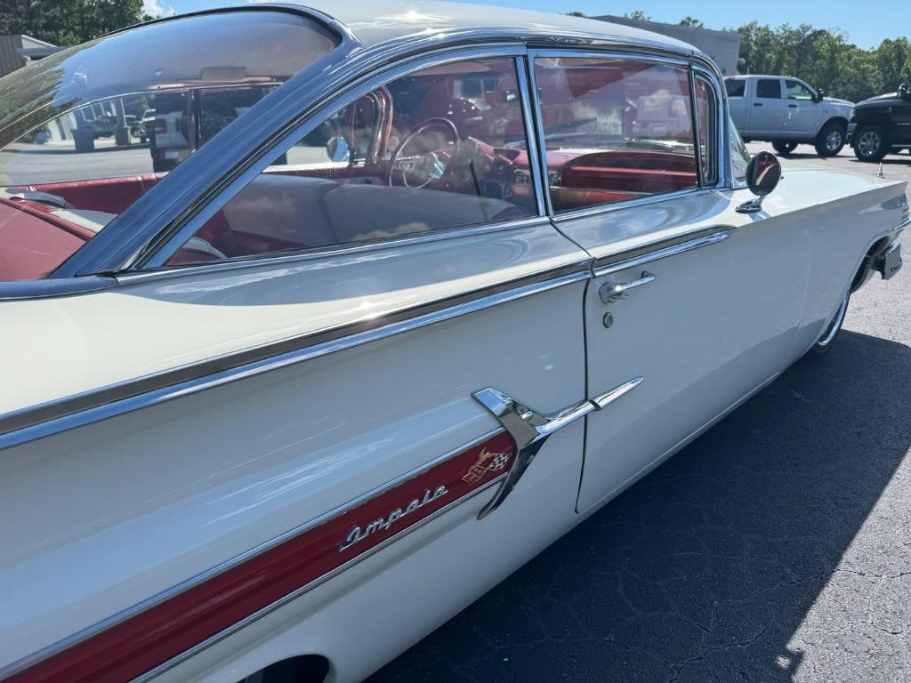 1960 Ford Escape XLS photo