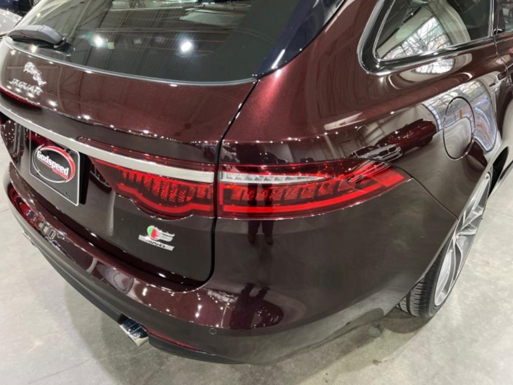 2018 Jaguar XF S Sportbrake $78K MSRP photo
