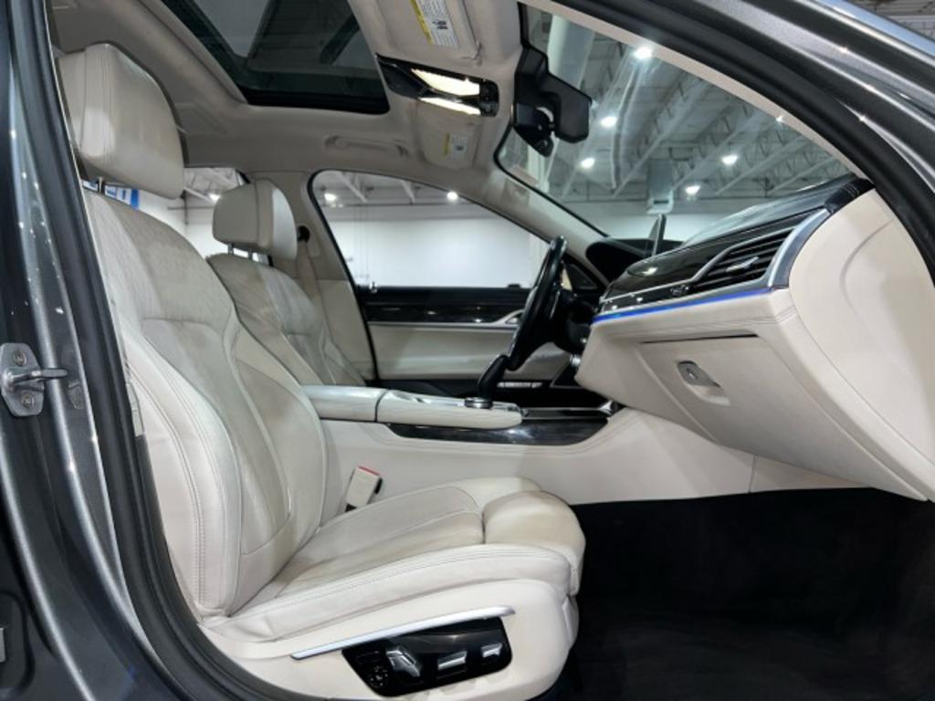 2016 BMW 7-Series 750i xDrive Luxury Rear Seatin photo