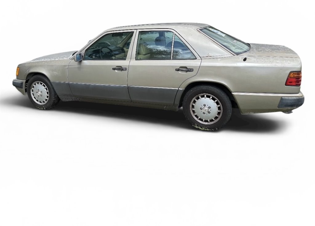 1993 Mercedes-Benz 300 - $2,000
