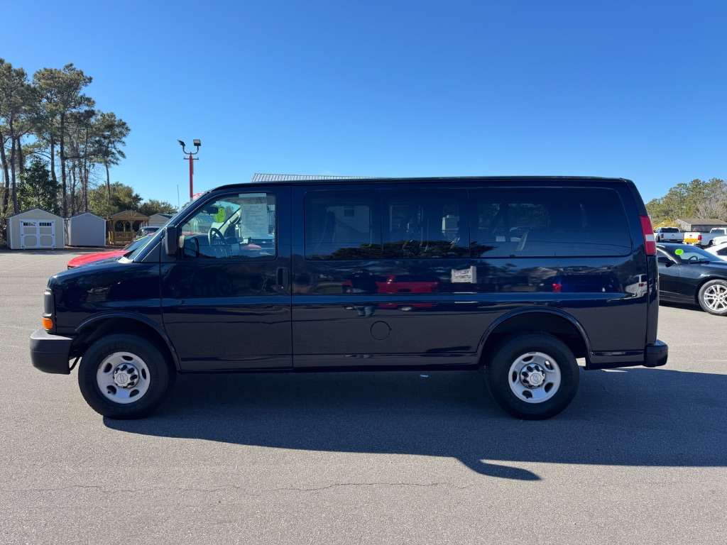 2015 Chevrolet Express - $22,999