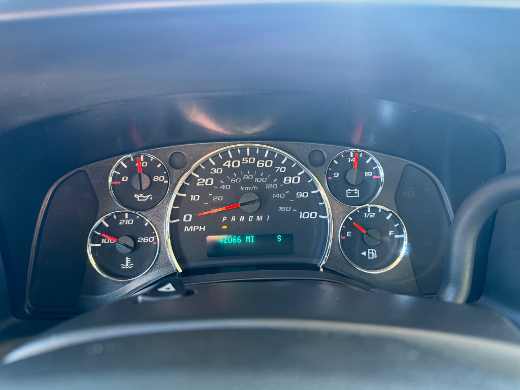 2015 Chevrolet Express - $22,999