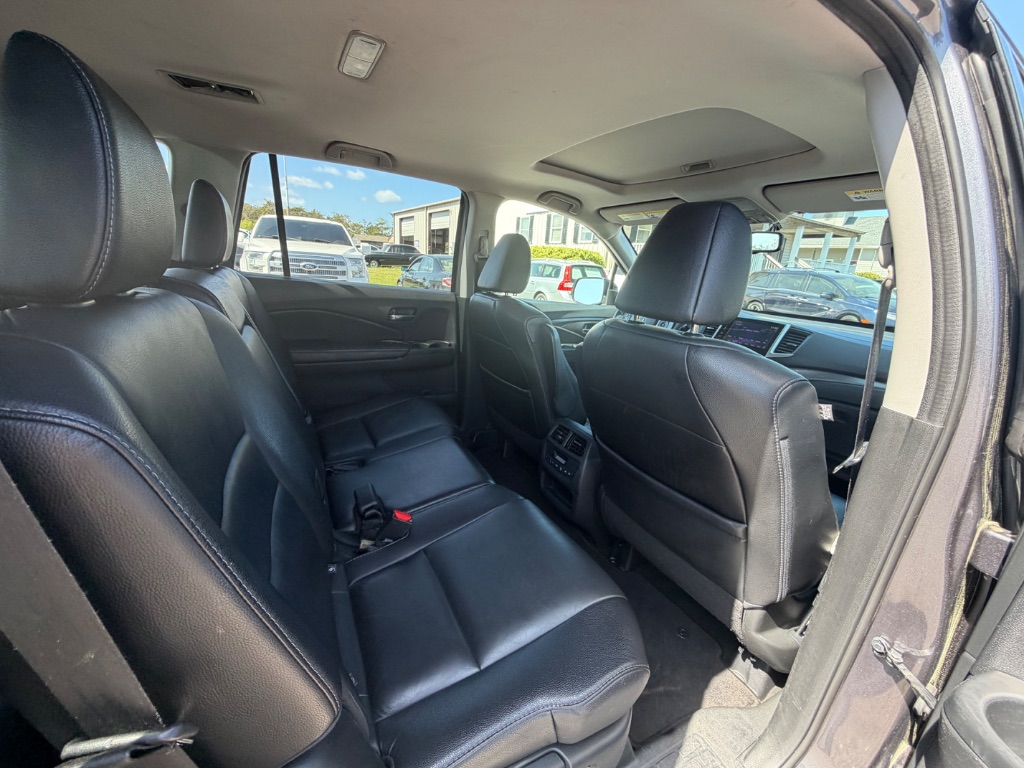 2017 Honda Pilot - $19,895
