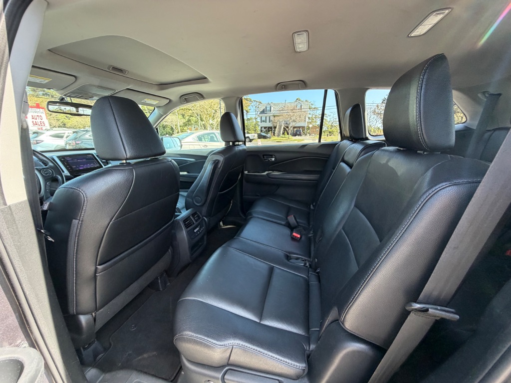 2017 Honda Pilot - $19,895