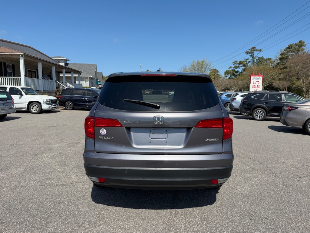 2017 Honda Pilot - $19,895