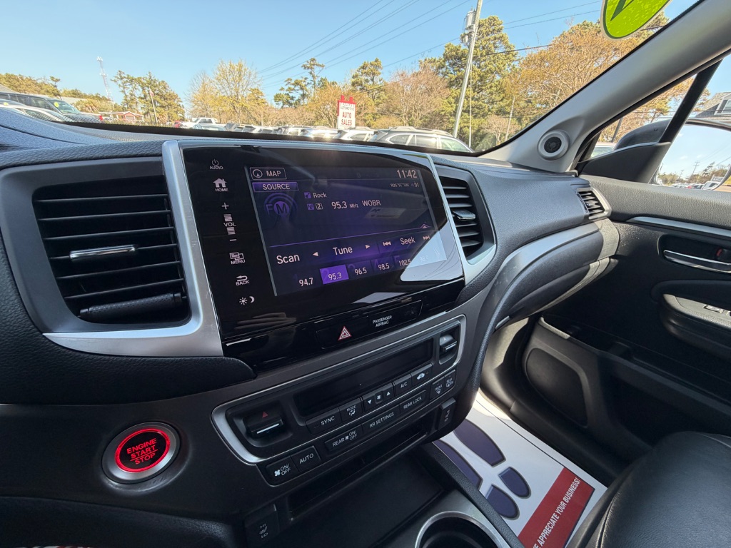 2017 Honda Pilot - $19,895