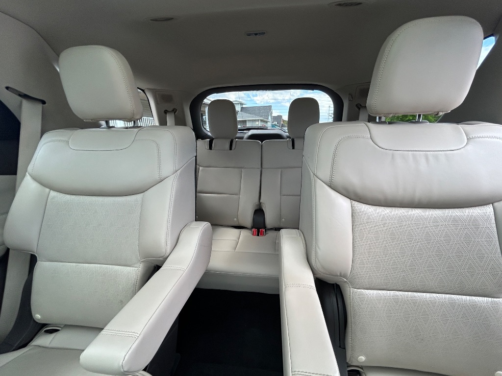 2020 Ford Explorer - $24,997