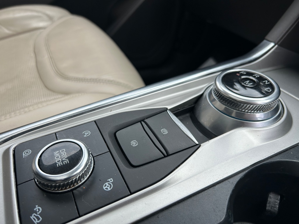 2020 Ford Explorer - $24,997