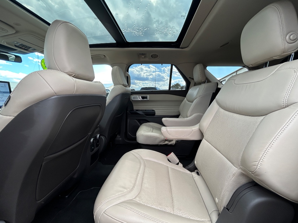 2020 Ford Explorer - $24,997