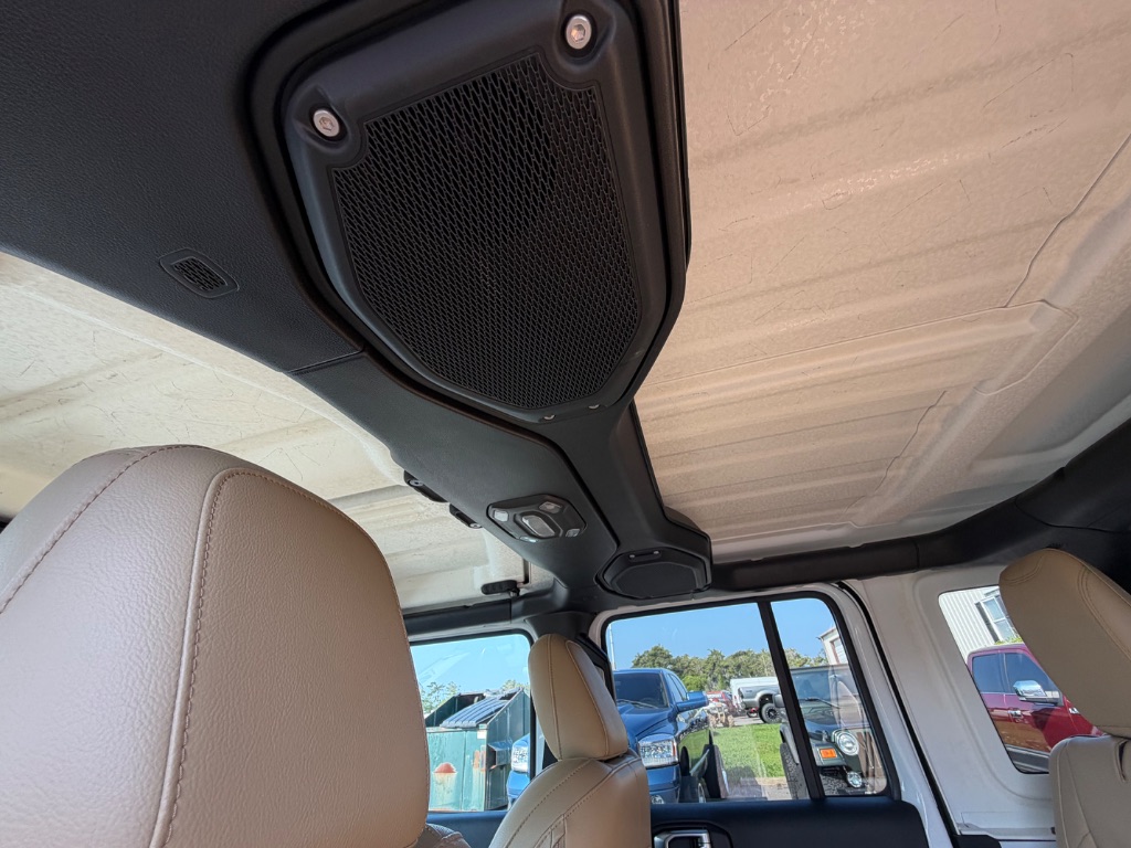 2018 Jeep Wrangler - $25,999
