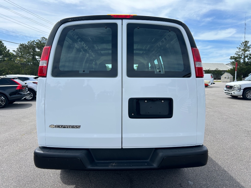 2017 Chevrolet Express - $18,295