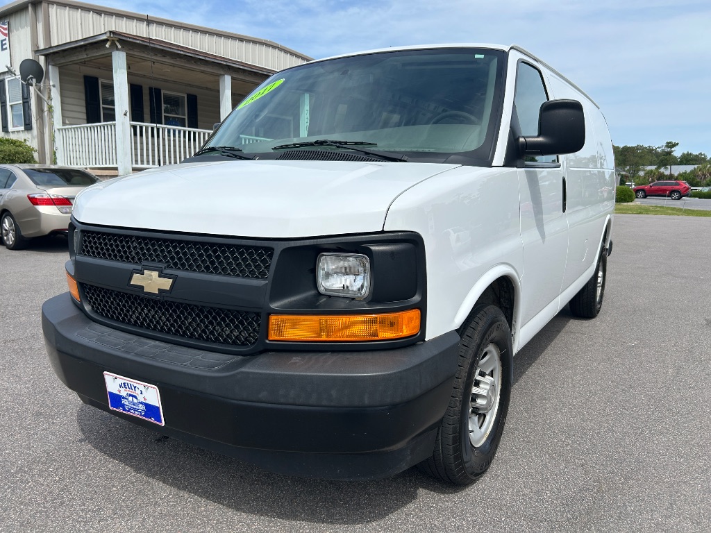 2017 Chevrolet Express - $18,295